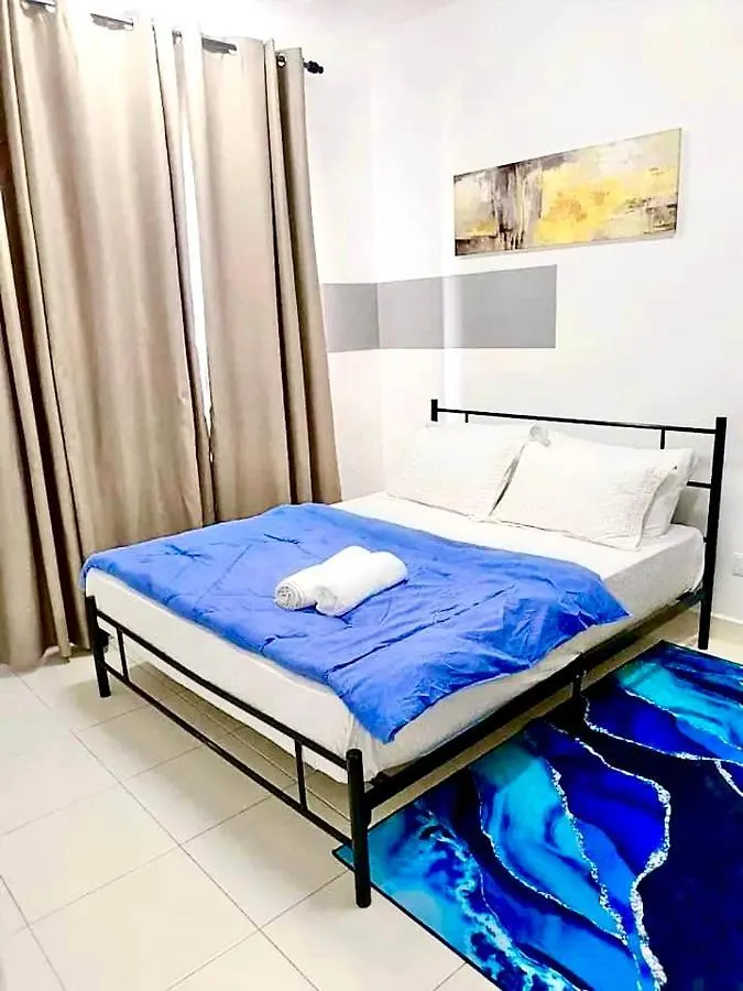 Af Homestay 3 Bedrooms 15Mins To Klia Free Wifi Netflix Sepang